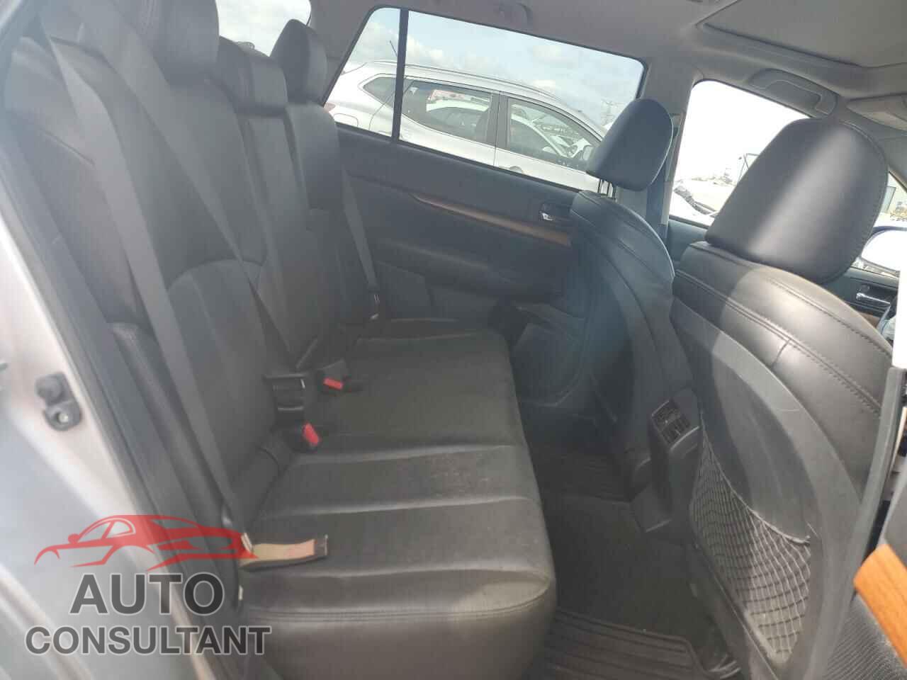 SUBARU OUTBACK 2013 - 4S4BRDLC7D2218664