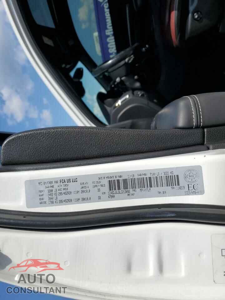 DODGE DURANGO 2020 - 1C4SDJGJ3LC213092
