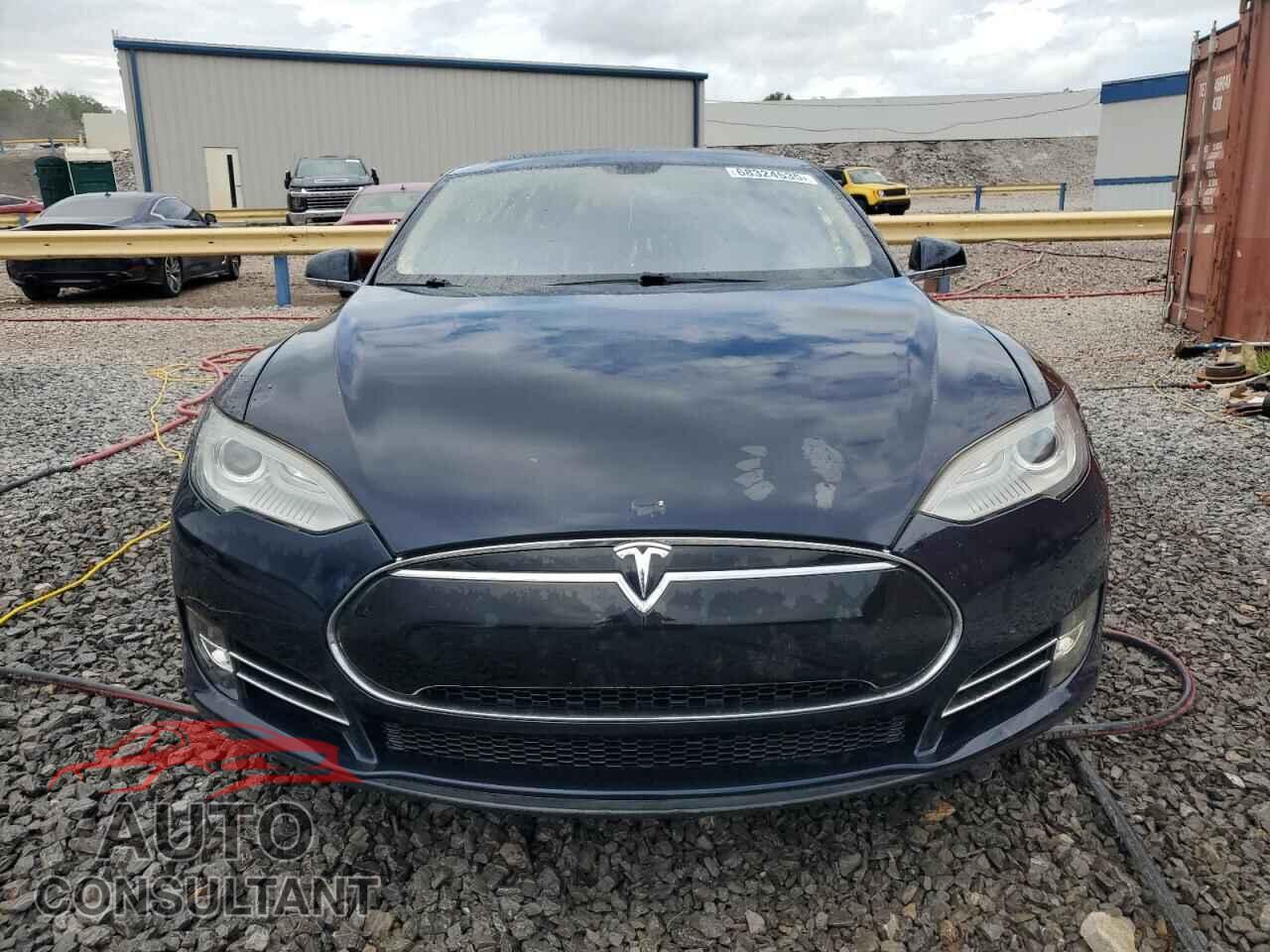 TESLA MODEL S 2013 - 5YJSA1AG9DFP08343
