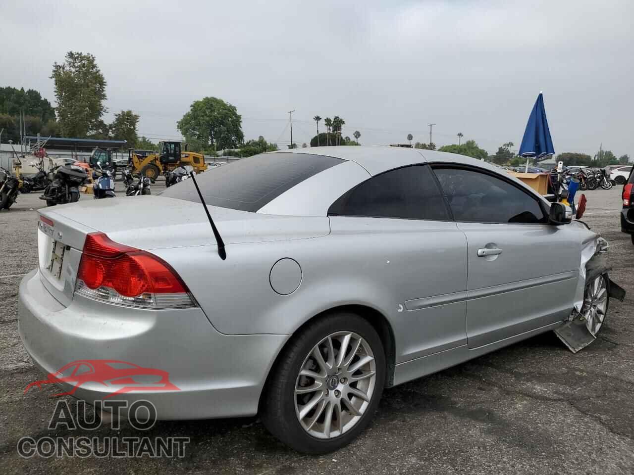 VOLVO C70 2009 - YV1MC67229J071205