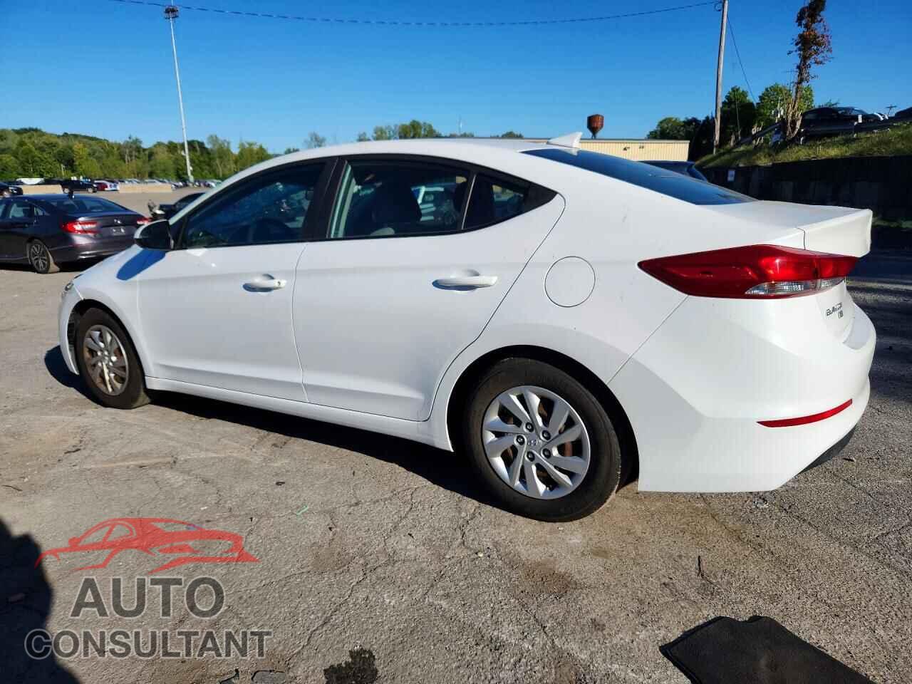 HYUNDAI ELANTRA 2017 - 5NPD74LF3HH113864
