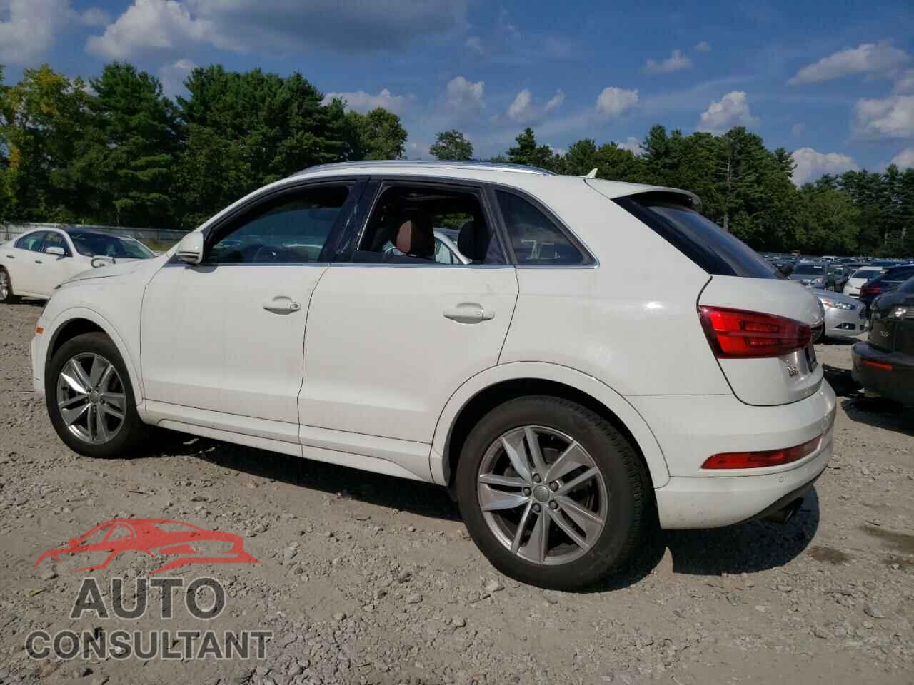 AUDI Q3 2017 - WA1JCCFS4HR009940