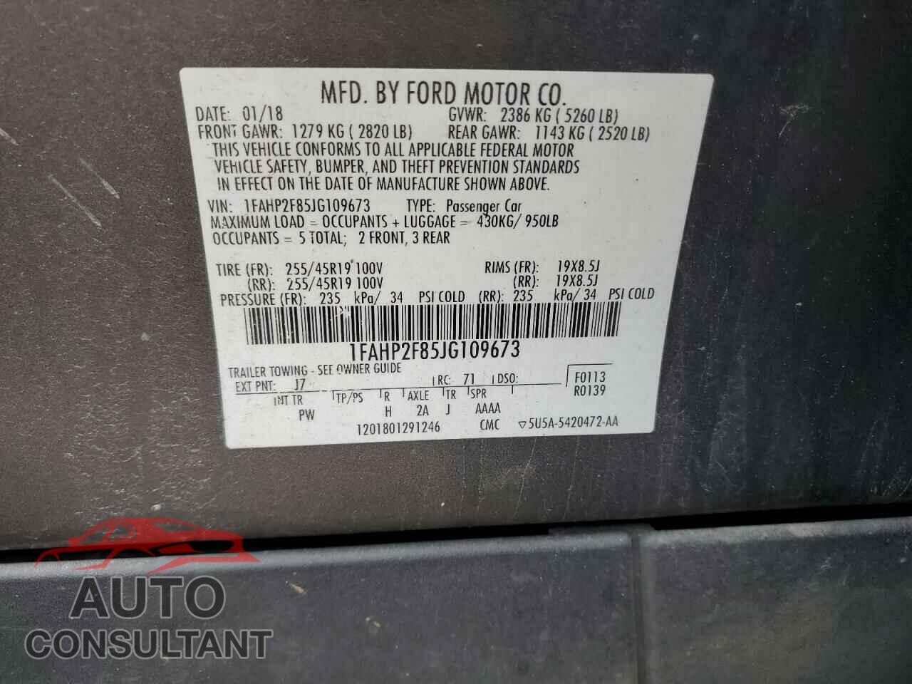 FORD TAURUS 2018 - 1FAHP2F85JG109673