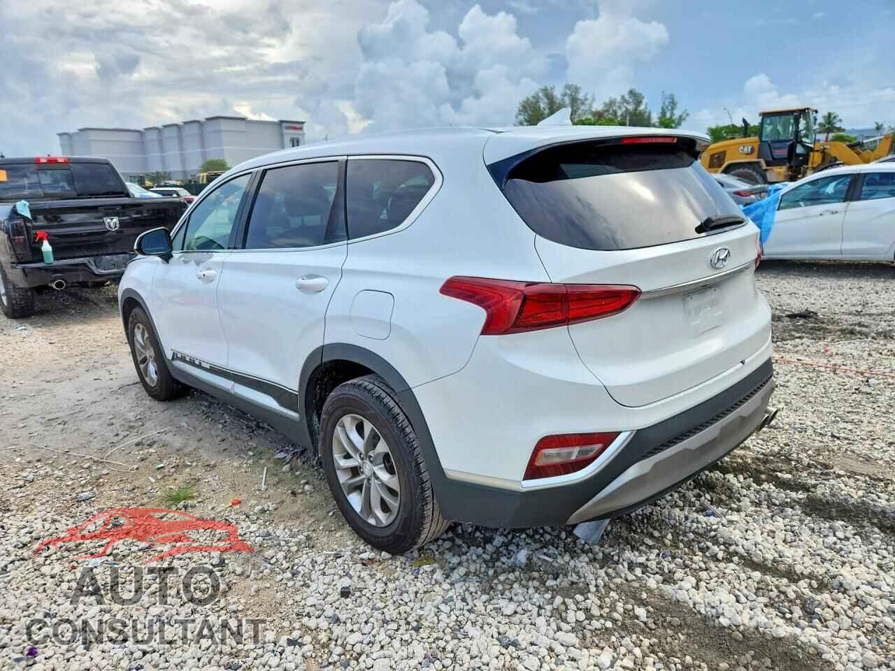 HYUNDAI SANTA FE 2019 - 5NMS33AD4KH007748