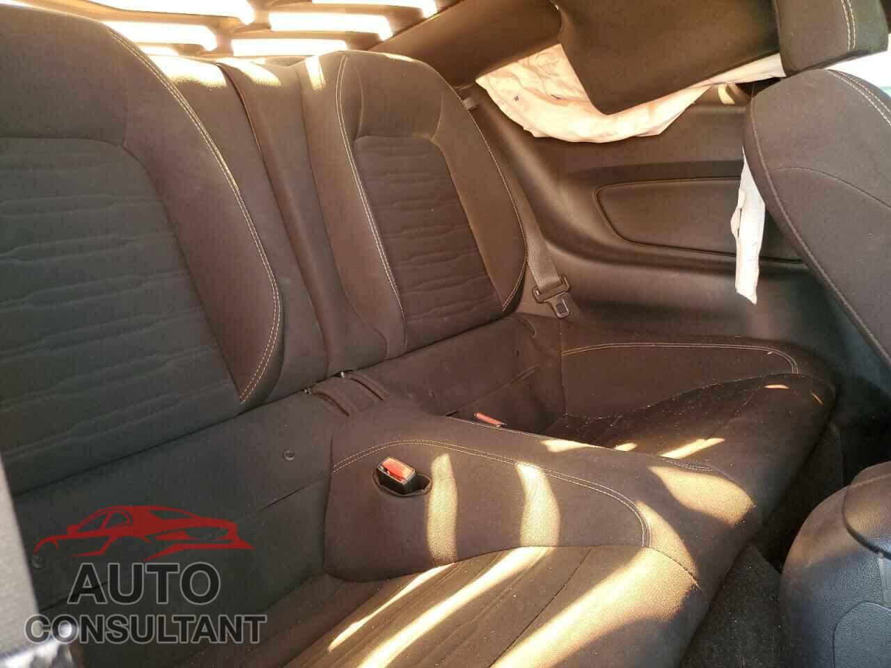 FORD MUSTANG 2017 - 1FA6P8CF2H5203822