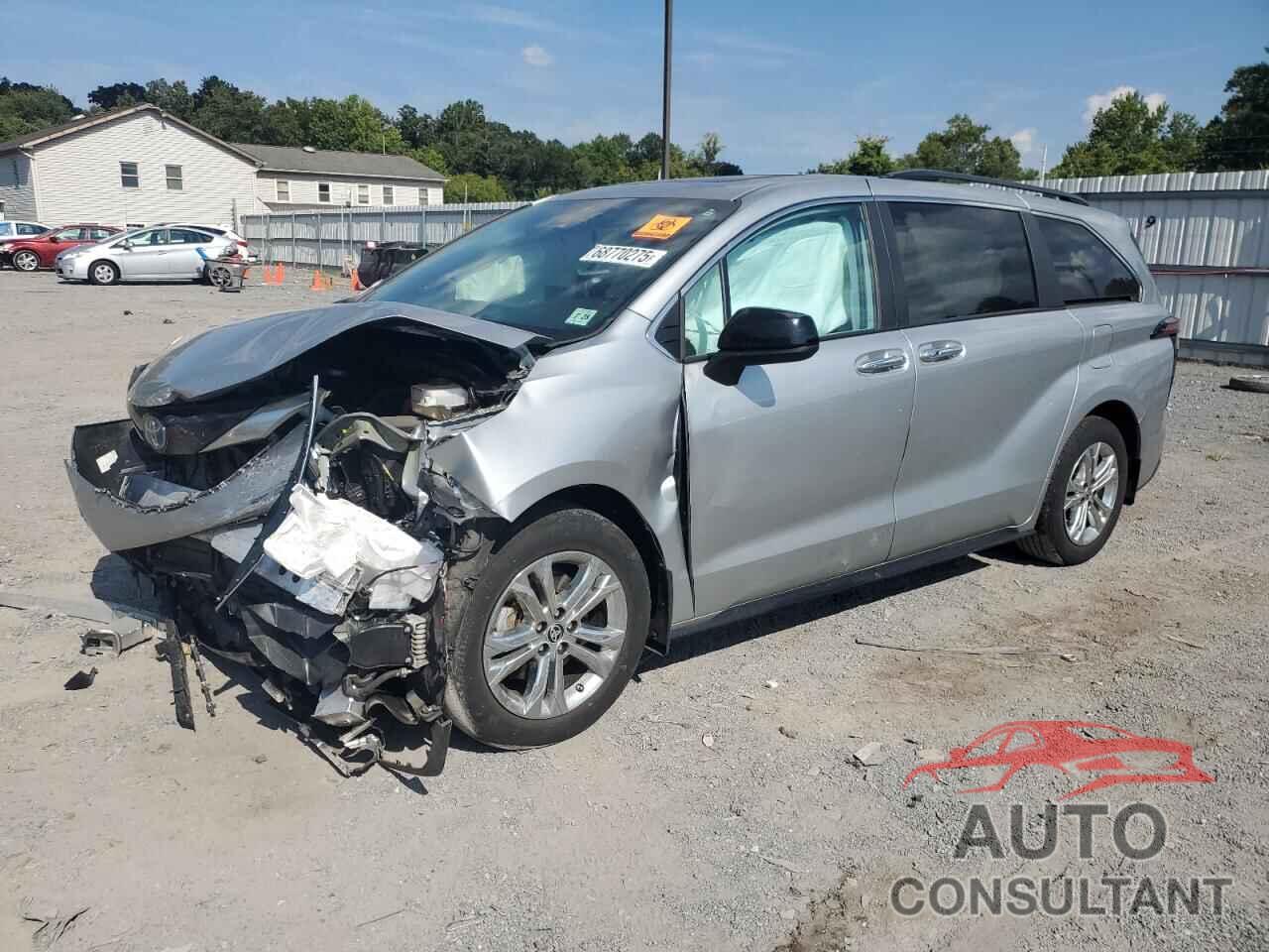 TOYOTA SIENNA 2023 - 5TDDSKFC4PS094142