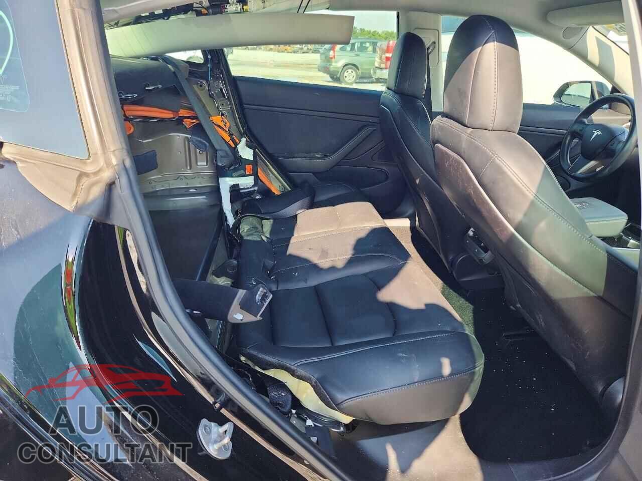 TESLA MODEL 3 2019 - 5YJ3E1EA4KF305222