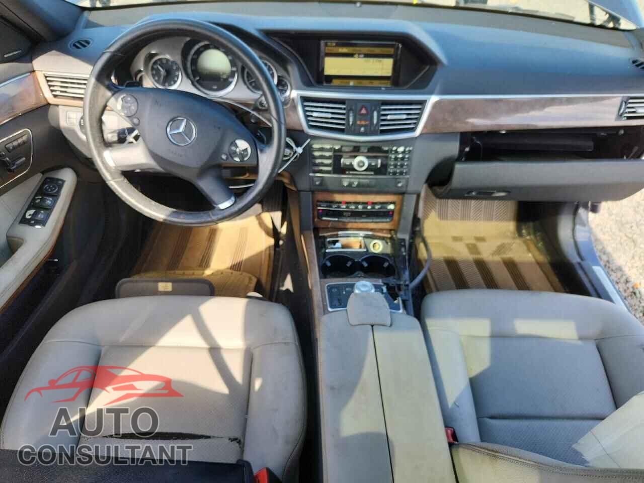 MERCEDES-BENZ E-CLASS 2010 - WDDHF5GB3AA207988