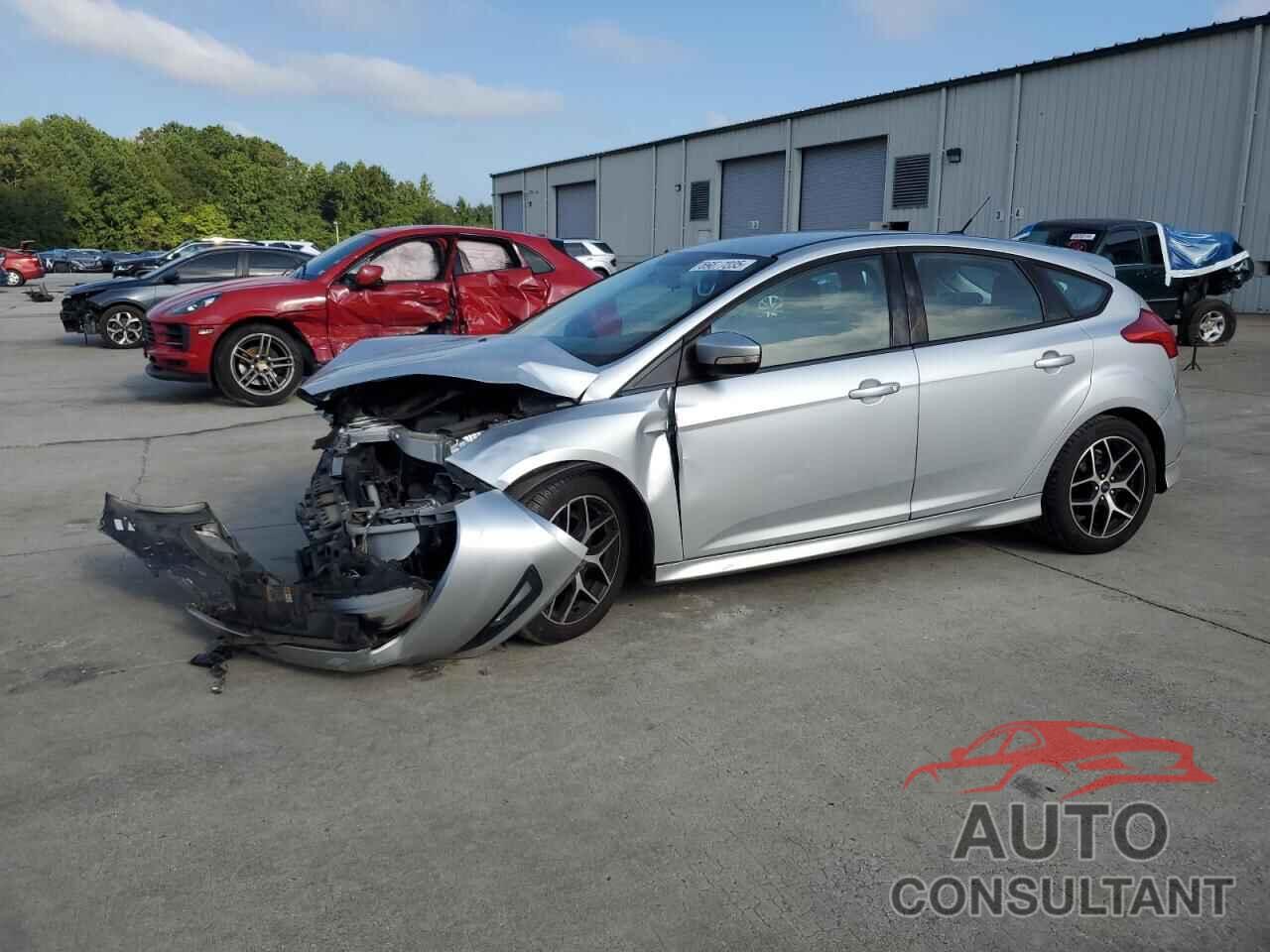 FORD FOCUS 2015 - 1FADP3K22FL227409