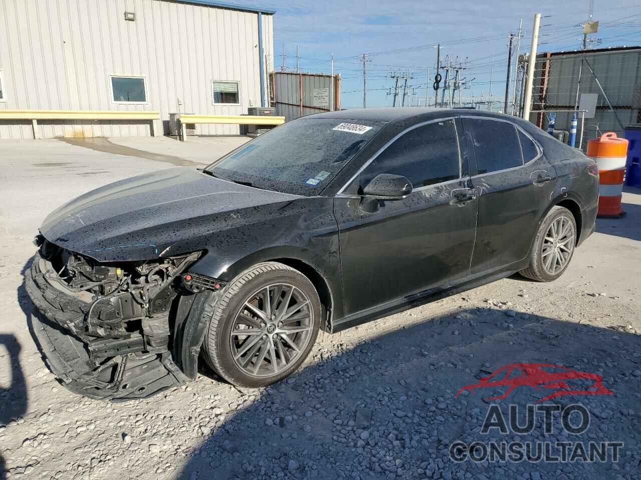 TOYOTA CAMRY 2021 - 4T1G11AK1MU577664