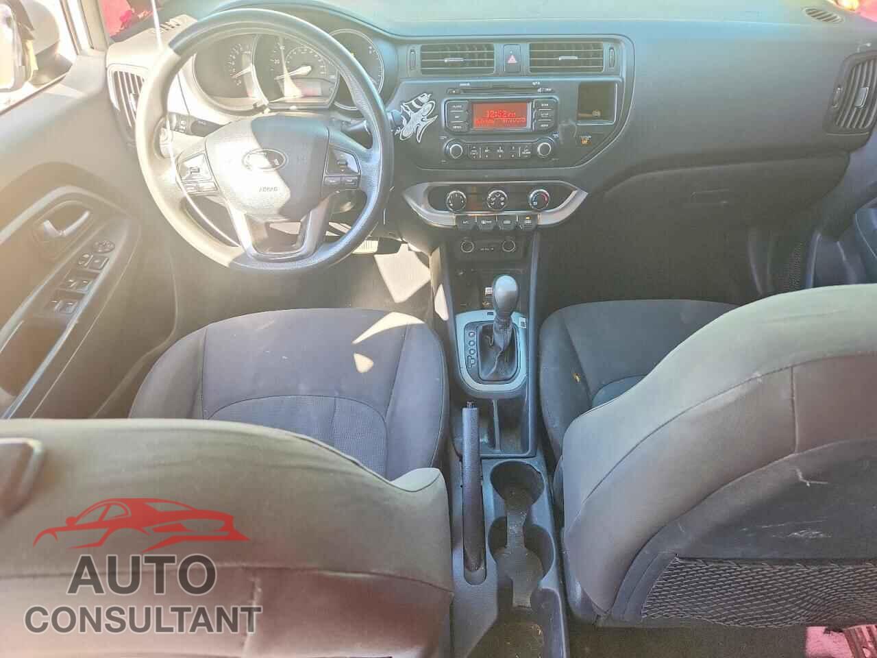 KIA RIO 2013 - KNADM4A31D6282784