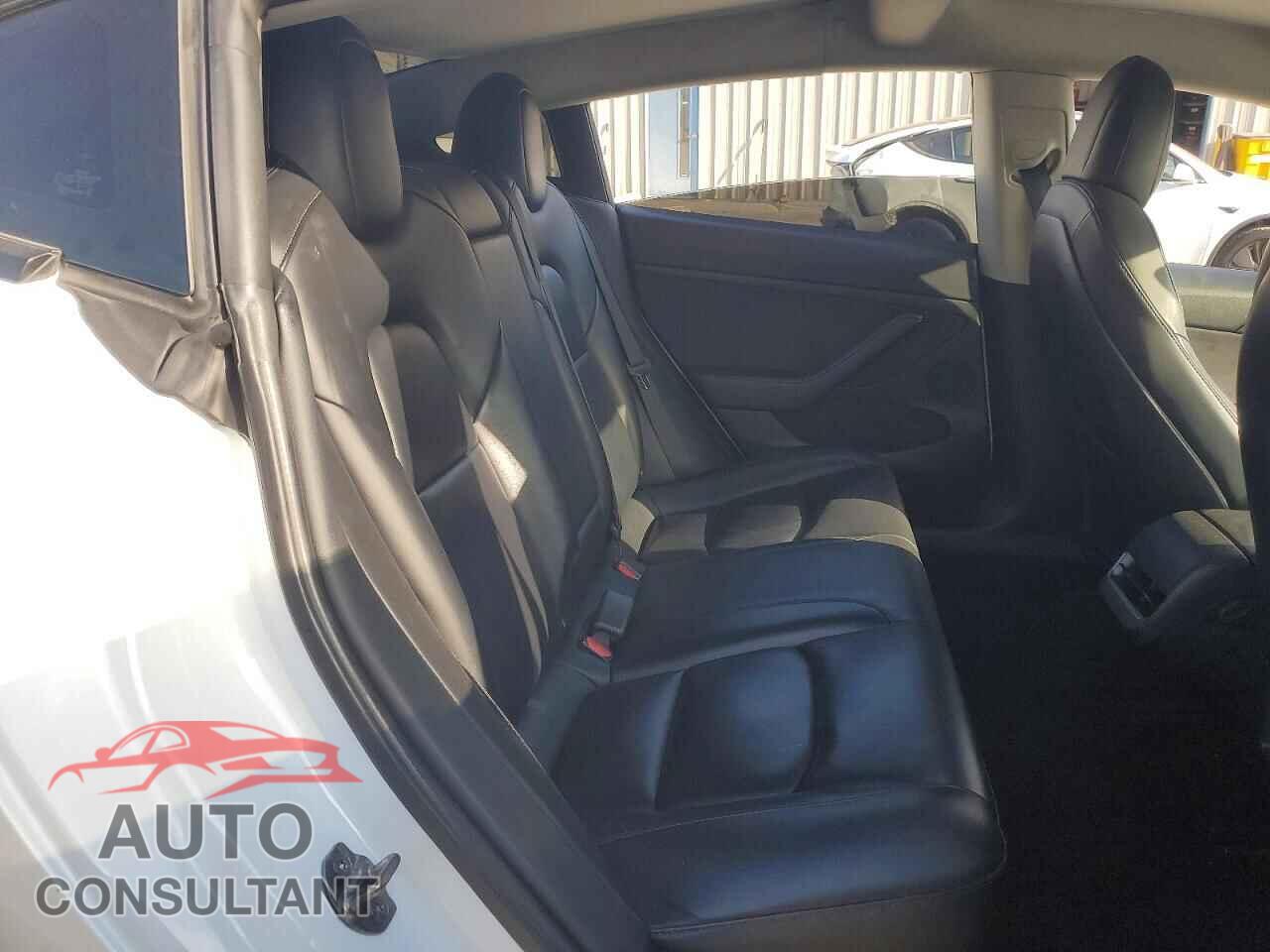 TESLA MODEL 3 2022 - 5YJ3E1EB7NF142546