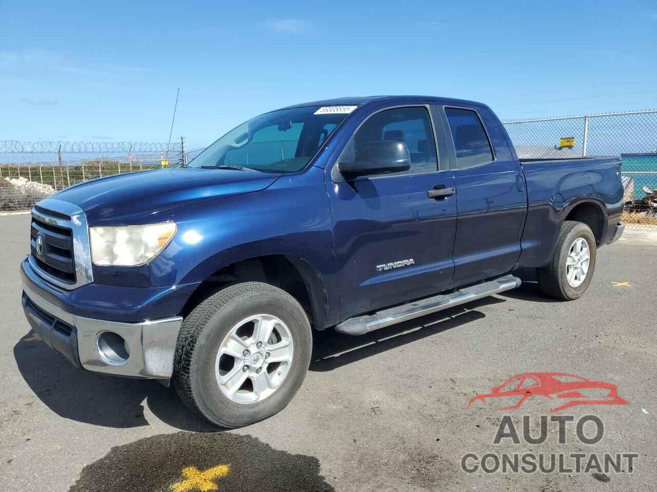 TOYOTA TUNDRA 2011 - 5TFRM5F10BX028500