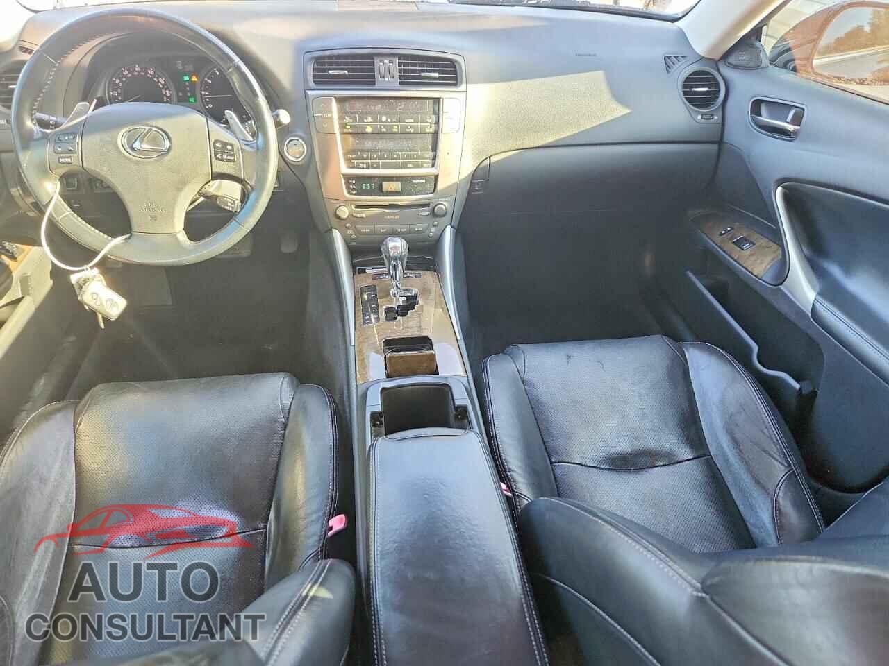 LEXUS IS 2010 - JTHBF5C29A2099181