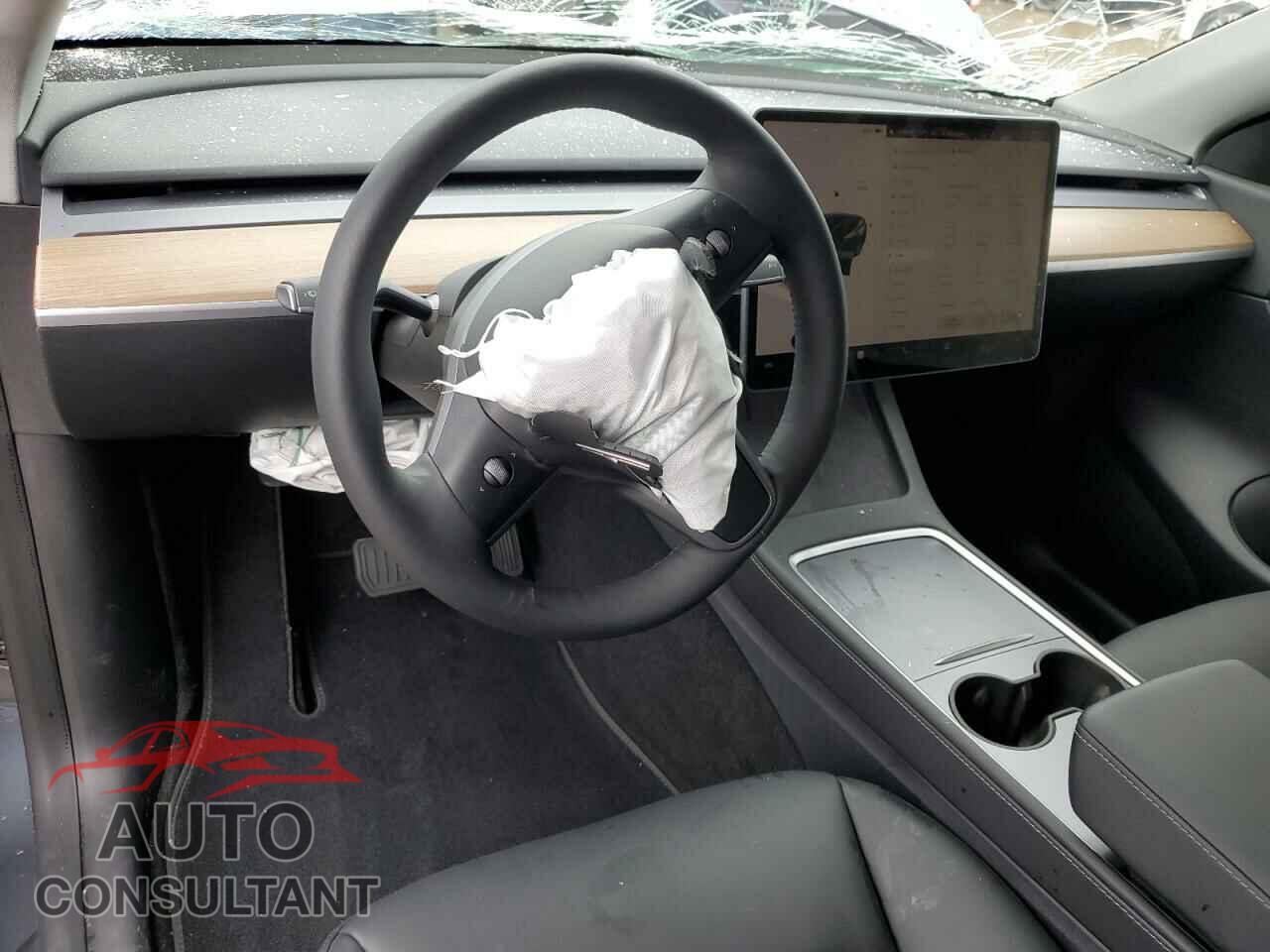 TESLA MODEL Y 2022 - 7SAYGDEE5NA005357
