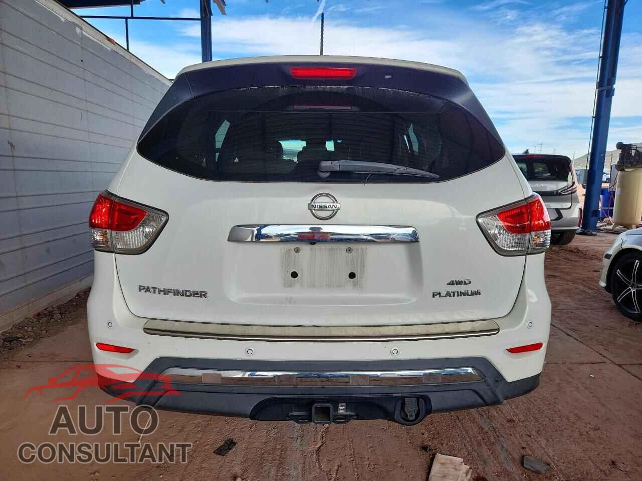 NISSAN PATHFINDER 2014 - 5N1AR2MM3EC657251