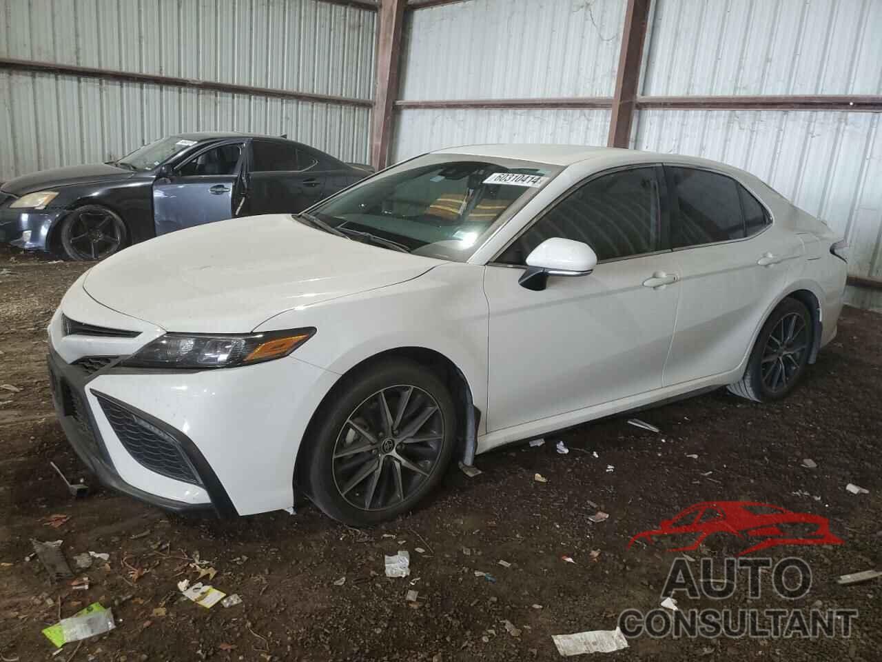 TOYOTA CAMRY 2023 - 4T1T11AK4PU830737