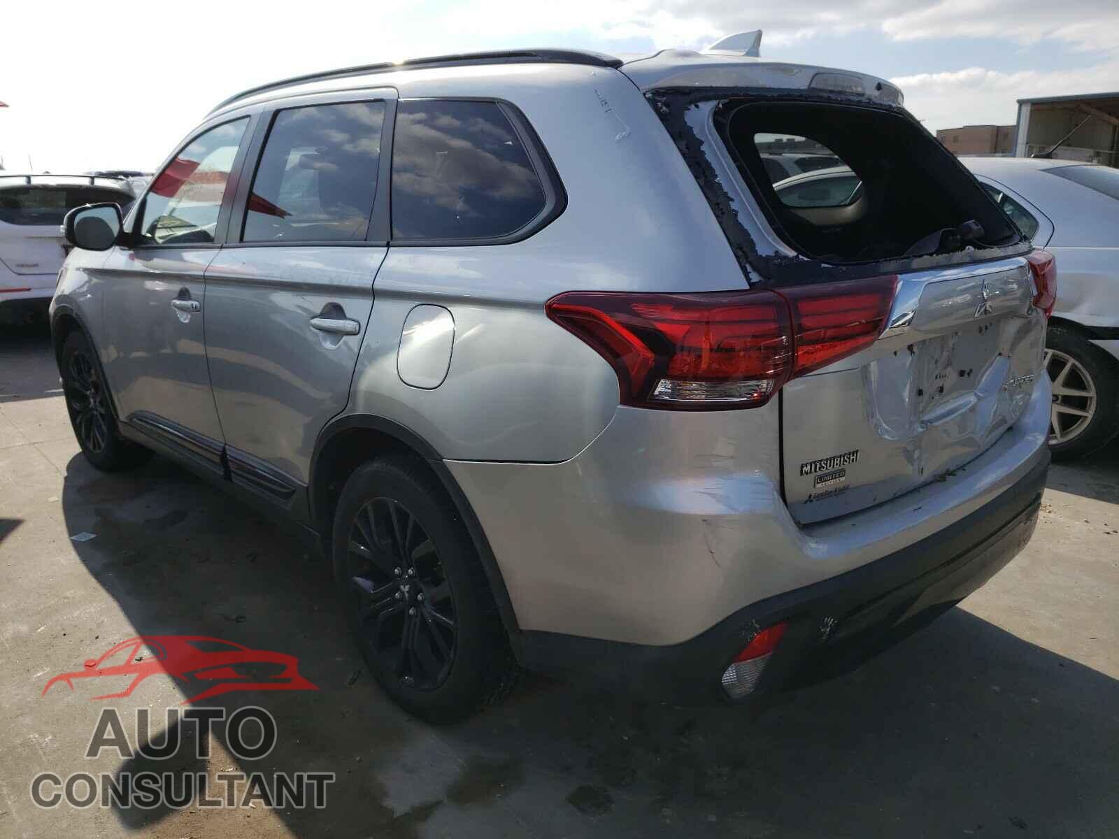 MITSUBISHI OUTLANDER 2019 - JA4AD3A32KZ030788