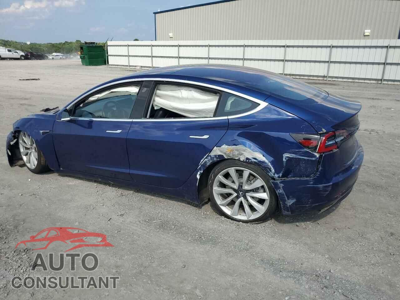 TESLA MODEL 3 2018 - 5YJ3E1EA6JF059854