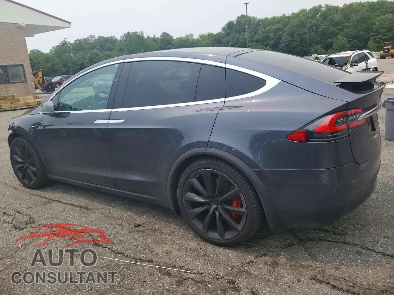 TESLA MODEL X 2019 - 5YJXCBE40KF185586