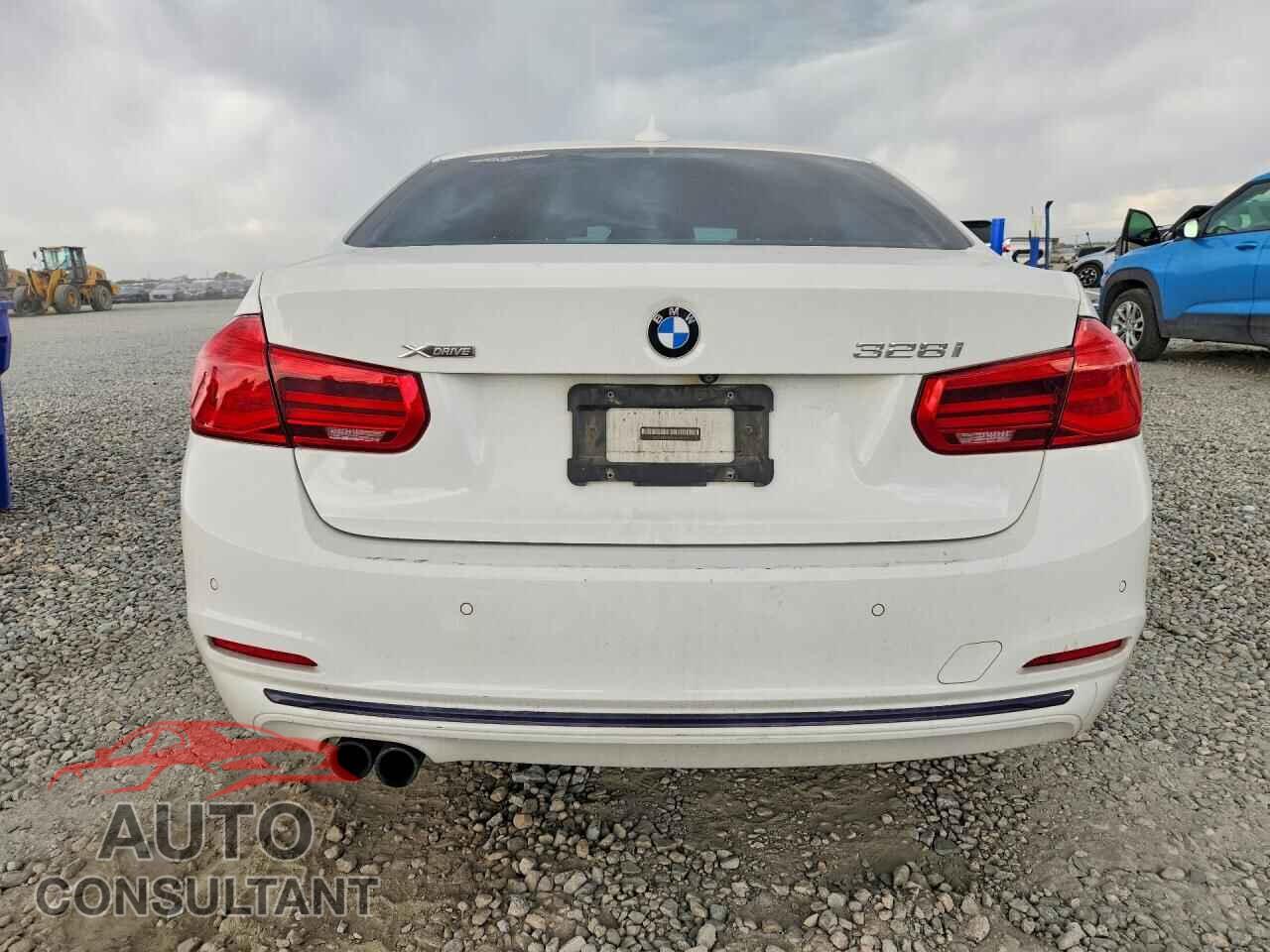 BMW 3 SERIES 2016 - WBA8E3G55GNU04199