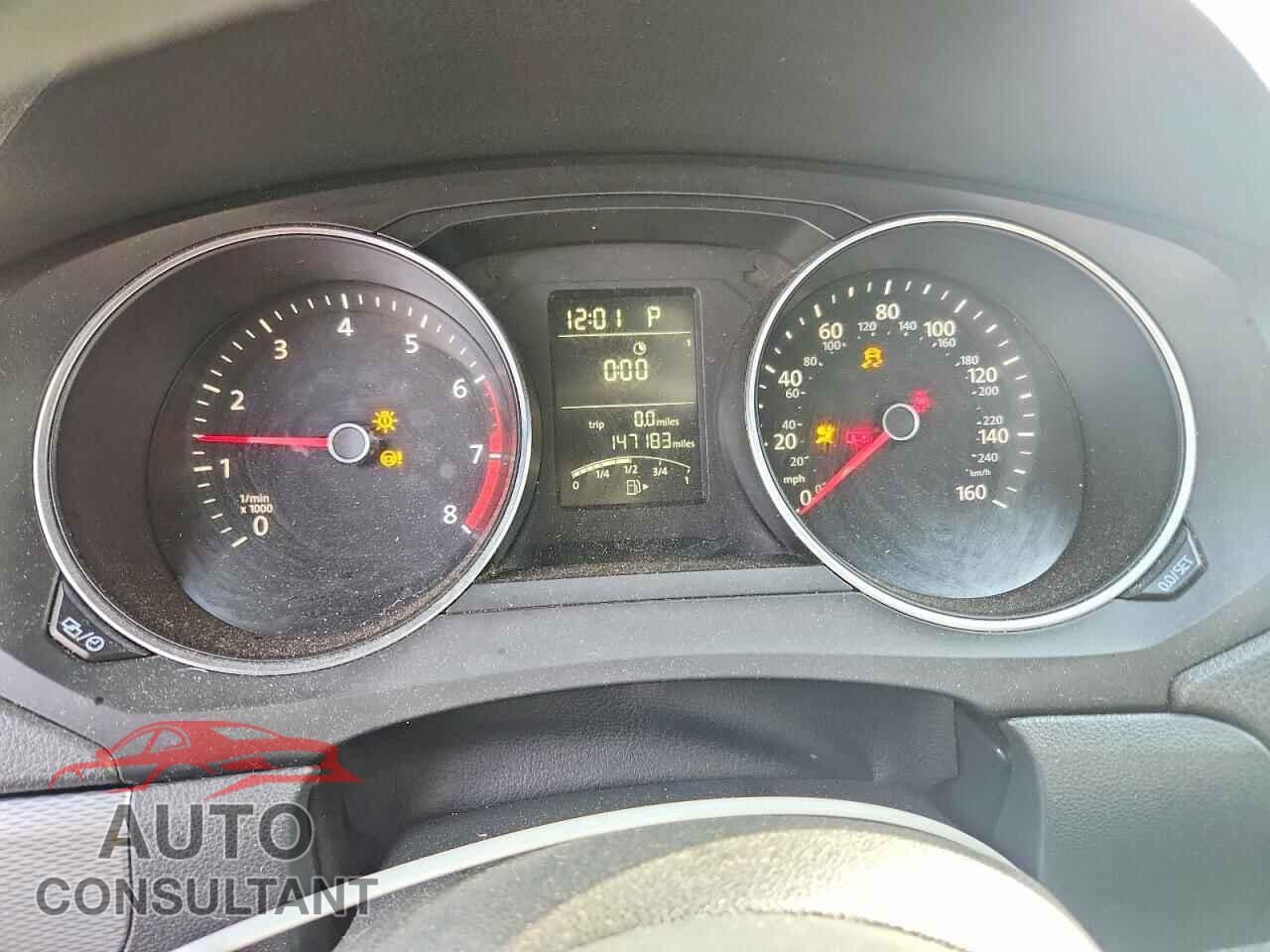 FORD FOCUS 2014 - 1FADP3F29EL262859