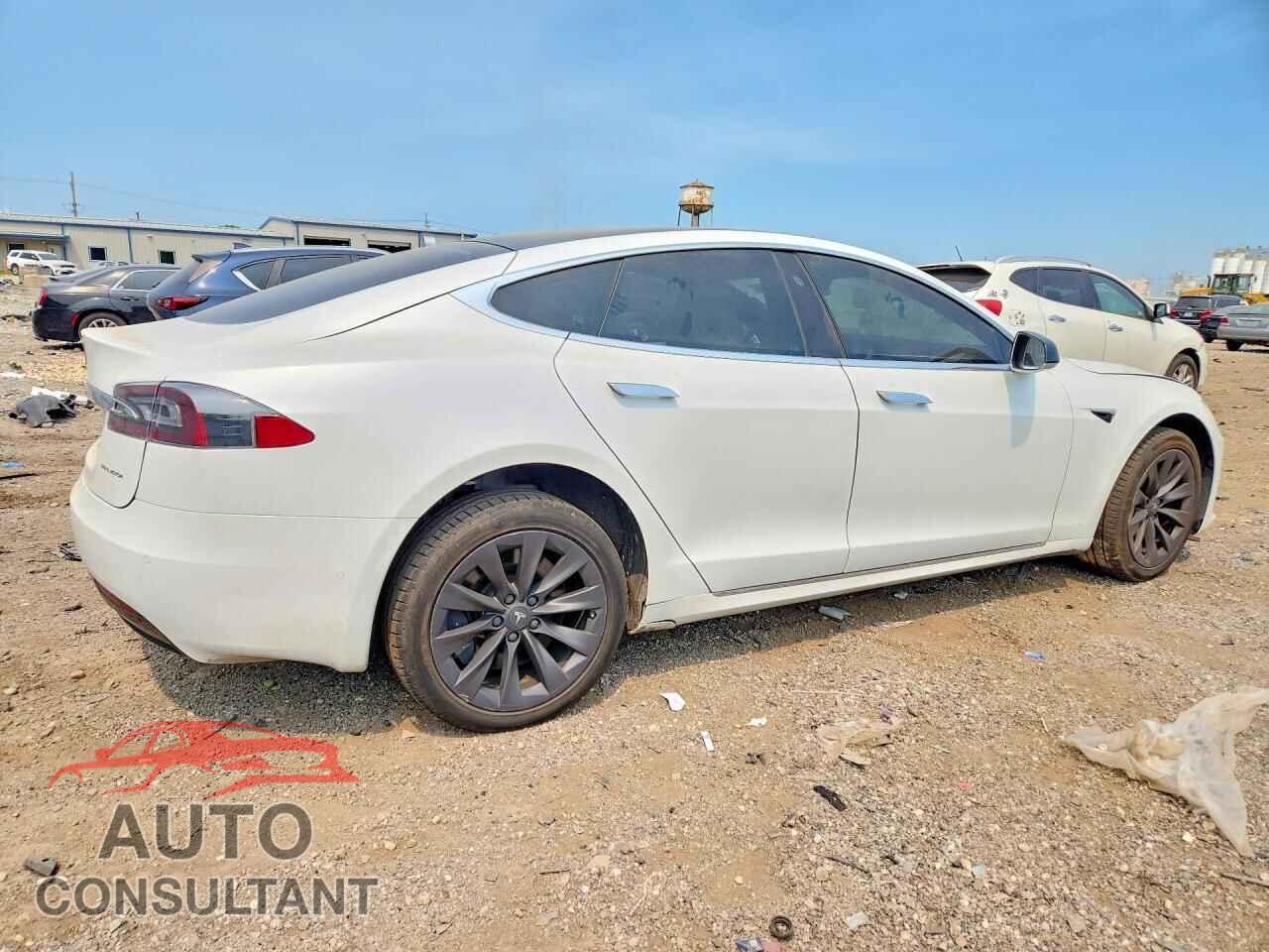 TESLA MODEL S 2020 - 5YJSA1E26LF359316