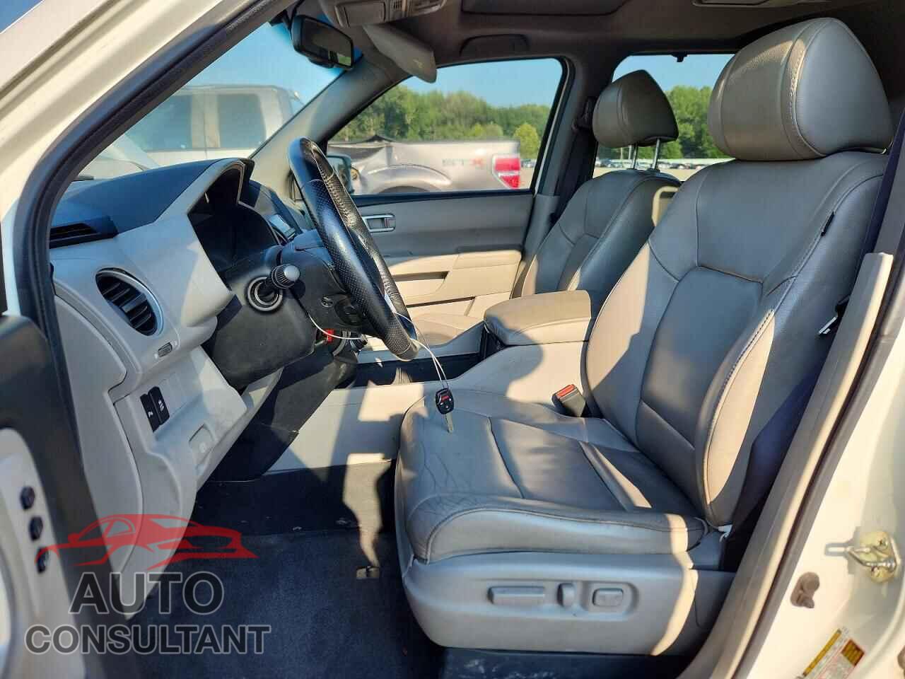 HONDA PILOT 2012 - 5FNYF3H9XCB040792
