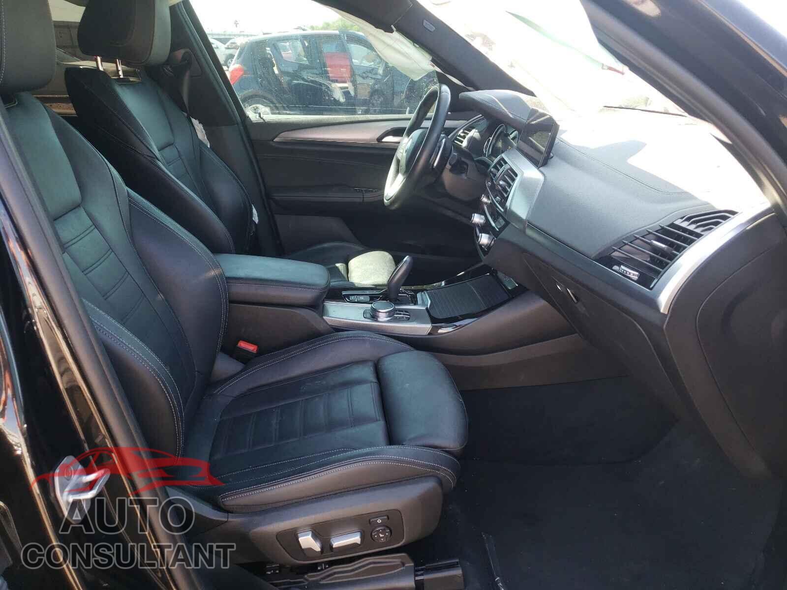 BMW X3 2018 - 5UXTR9C57JLC69869