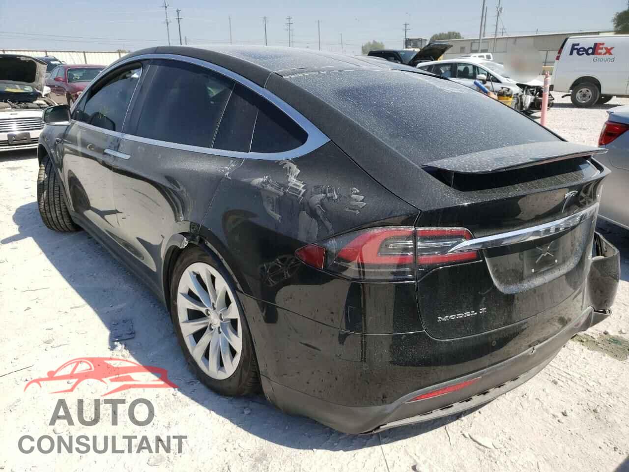 TESLA MODEL X 2018 - 5YJXCAE26JF112875