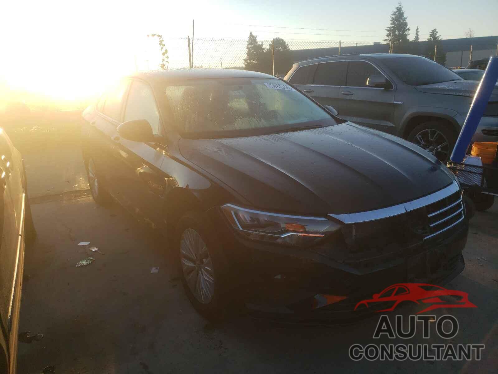 VOLKSWAGEN JETTA 2019 - 3VWCB7BU8KM195391
