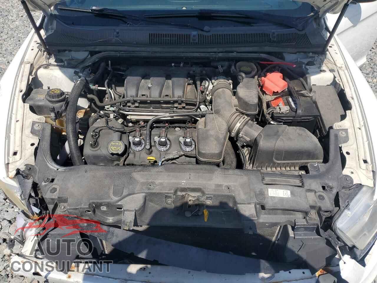 FORD TAURUS 2015 - 1FAHP2MK8FG135741
