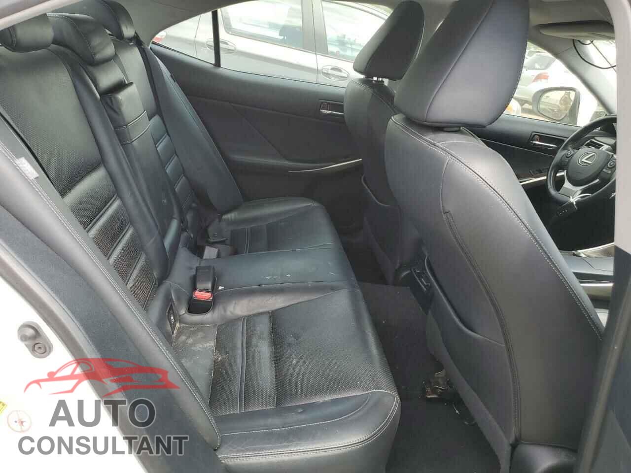 LEXUS IS 2015 - JTHCF1D24F5016399