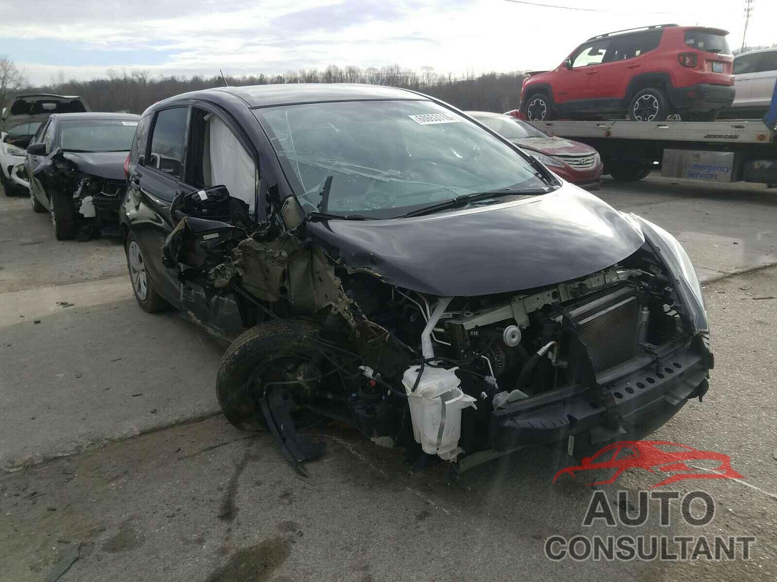 NISSAN VERSA 2018 - 3N1CE2CP2JL352149