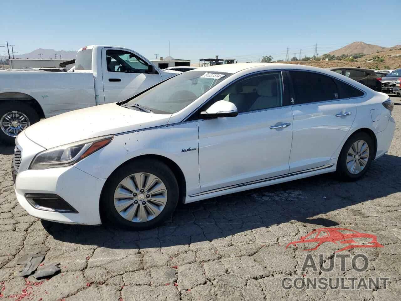 HYUNDAI SONATA 2016 - KMHE24L15GA023625