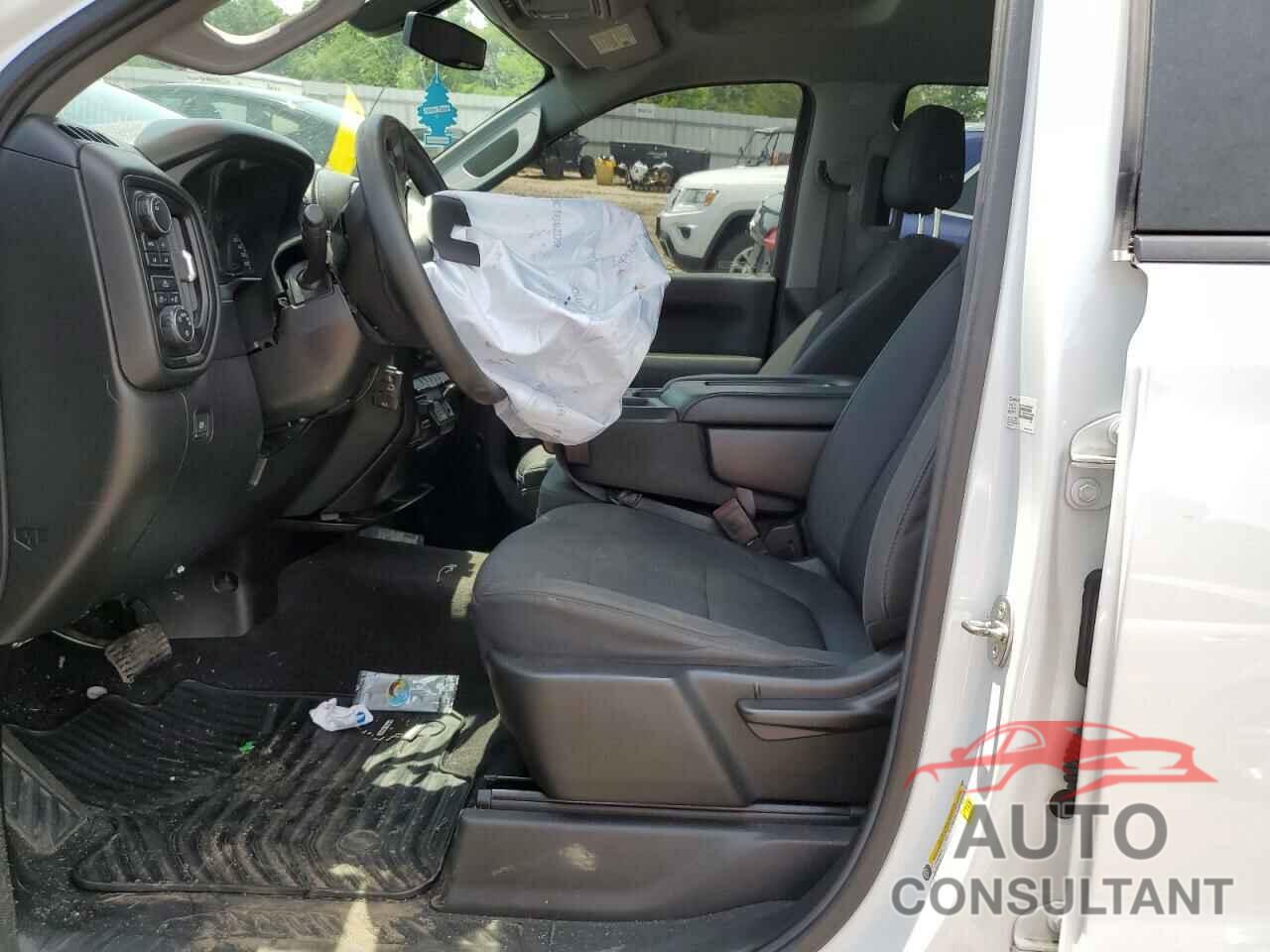 CHEVROLET ALL Models 2020 - 1GCPYCEF2LZ123935