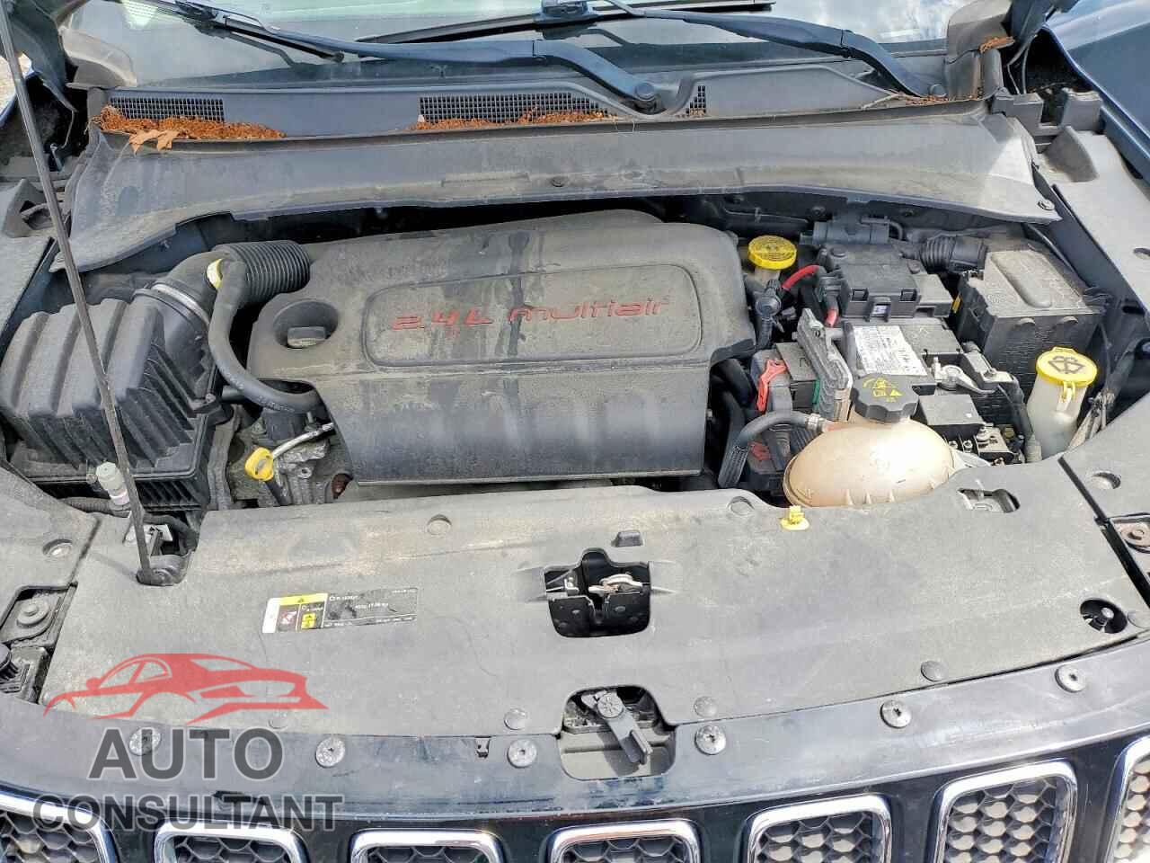 JEEP COMPASS 2018 - 3C4NJCCB0JT211558