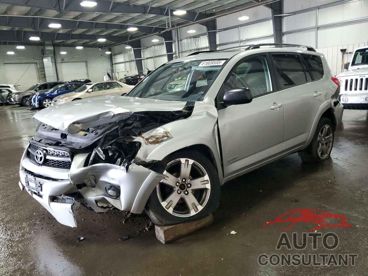 TOYOTA RAV4 2010 - JTMRF4DV3A5021559