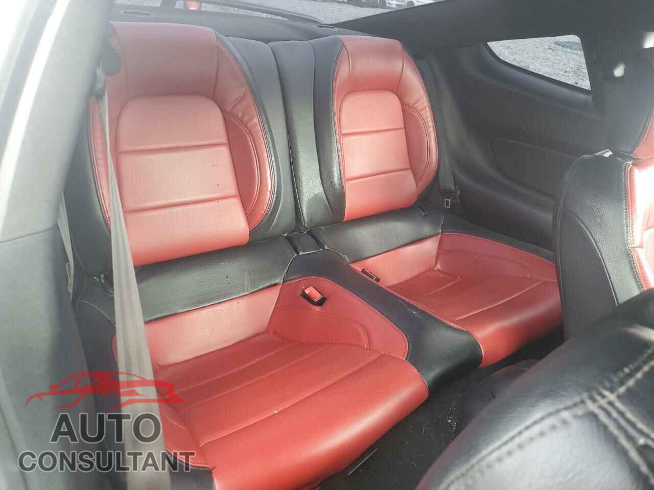 FORD MUSTANG 2019 - 1FA6P8CF2K5116462