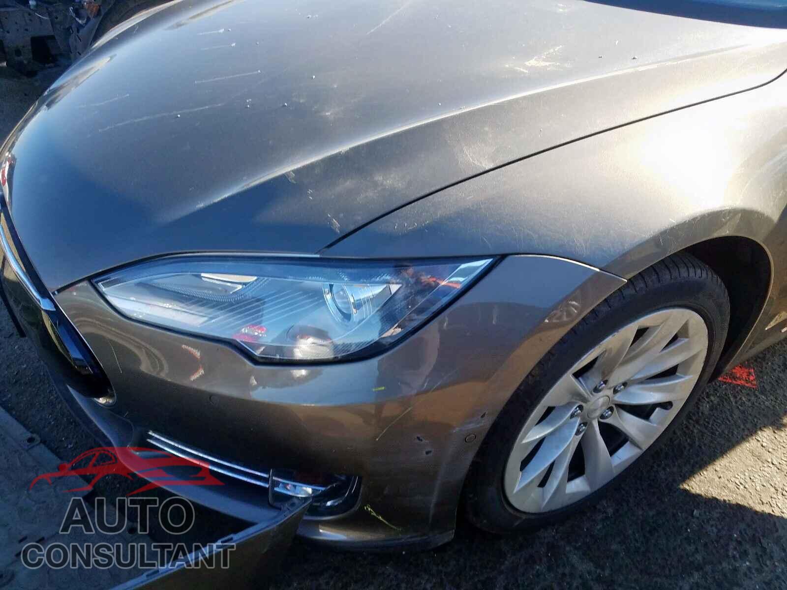 TESLA MODEL S 2016 - 5YJSA1E23GF130307