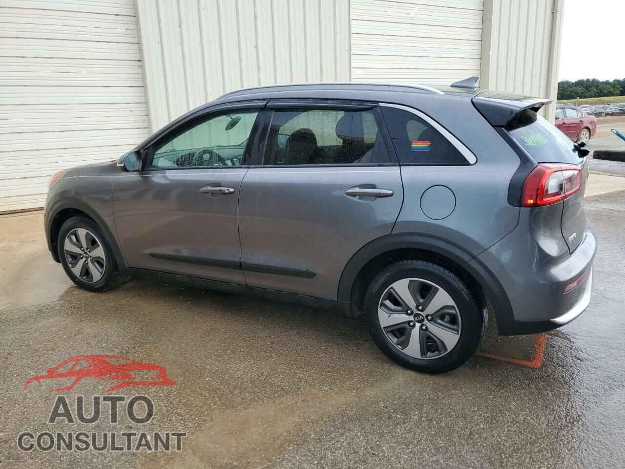 KIA NIRO 2017 - KNDCC3LC8H5071912