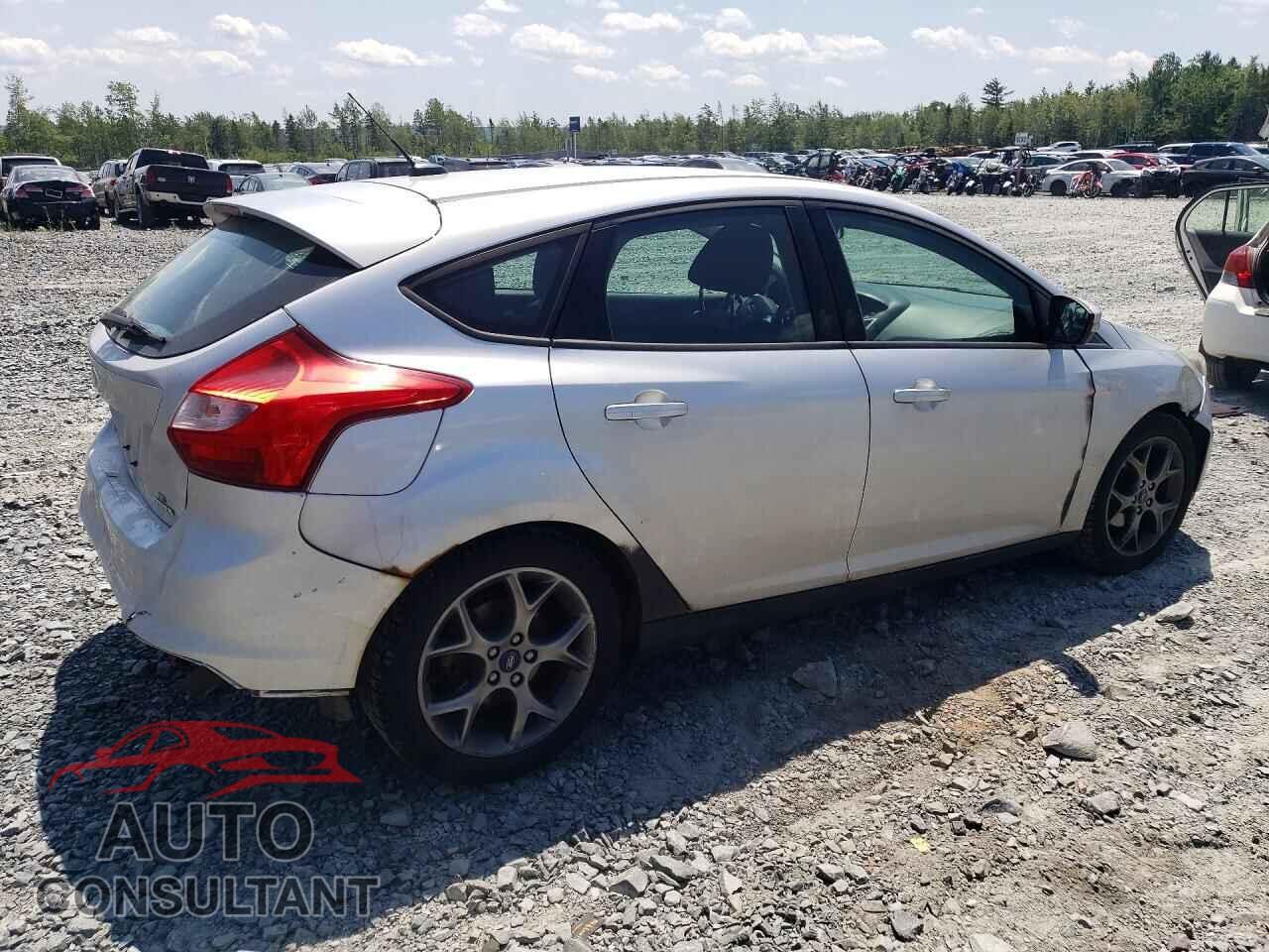 FORD FOCUS 2013 - 1FADP3K29DL205615