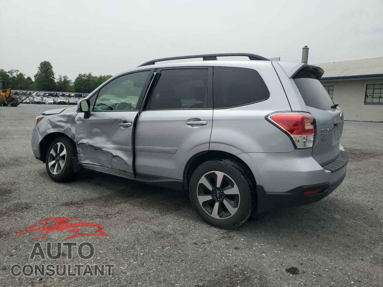 SUBARU FORESTER 2017 - JF2SJAEC8HH572348