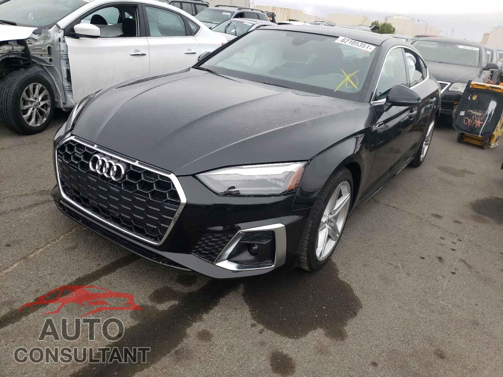 AUDI A5 2021 - WAUDACF54MA003886