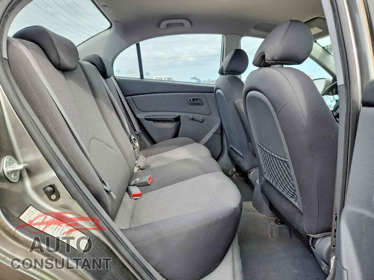 KIA RIO 2011 - KNADH4A33B6944155