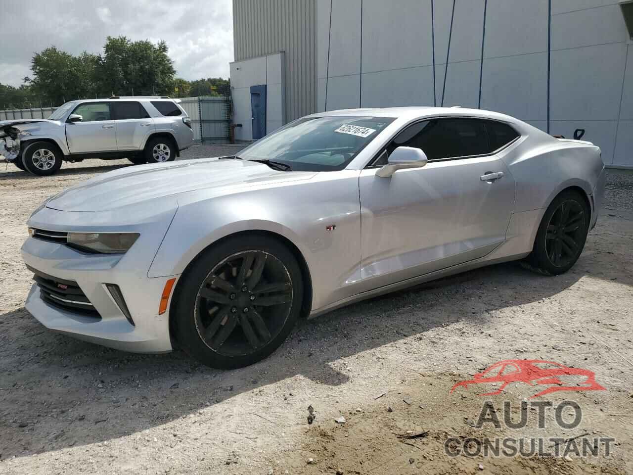 CHEVROLET CAMARO 2018 - 1G1FB1RX4J0100588