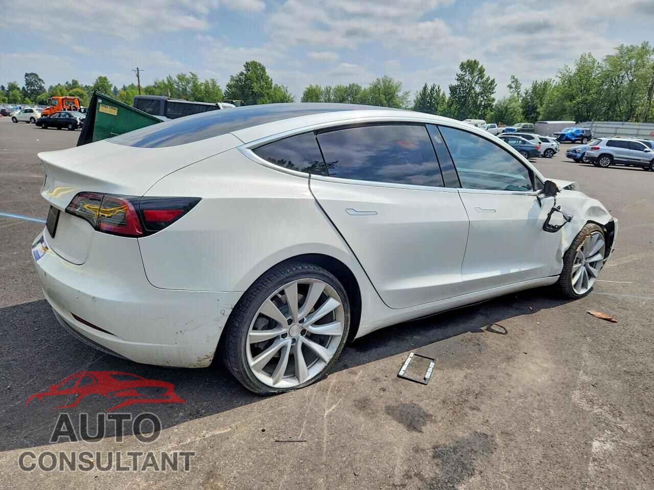 TESLA MODEL 3 2020 - 5YJ3E1EA0LF659076