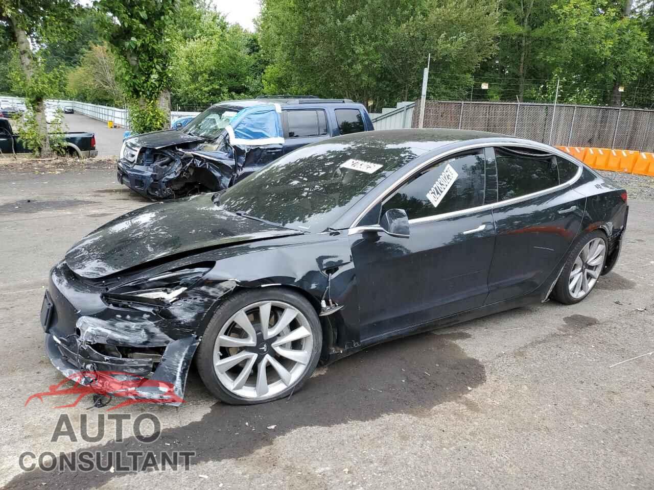 TESLA MODEL 3 2018 - 5YJ3E1EA5JF178009