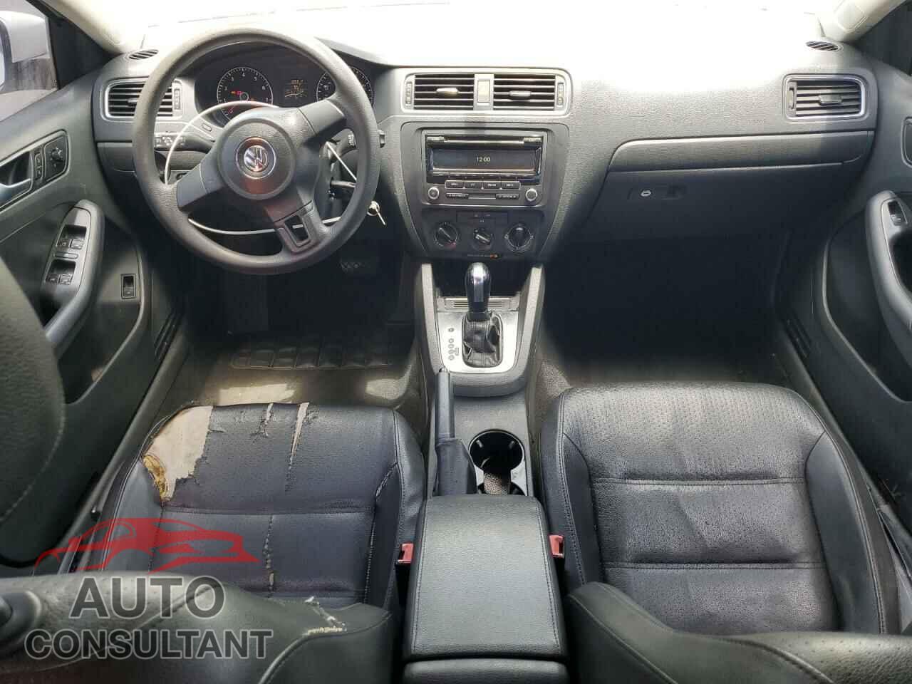 VOLKSWAGEN JETTA 2014 - 3VWD17AJ9EM366958