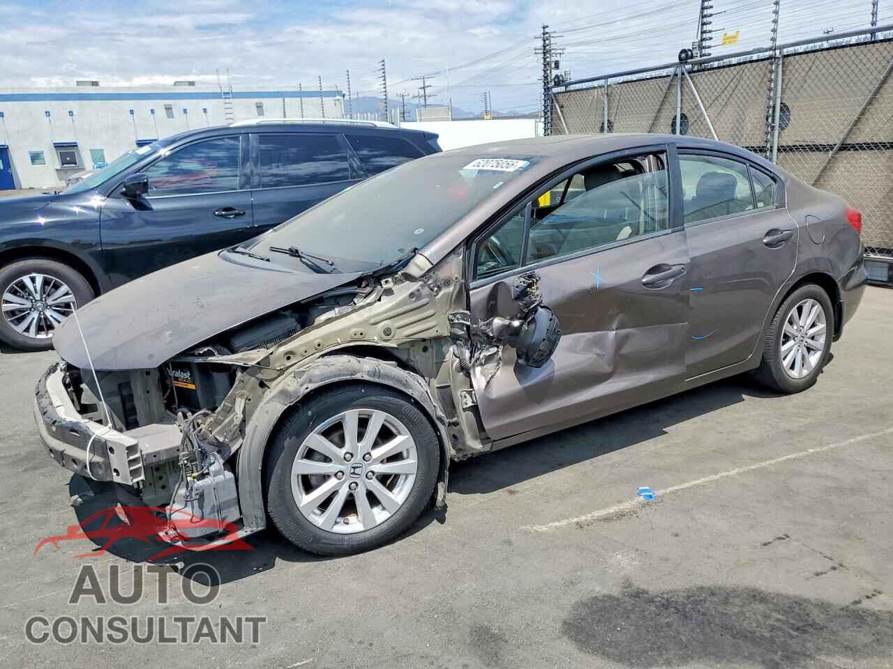 HONDA CIVIC 2012 - 2HGFB2F82CH610142